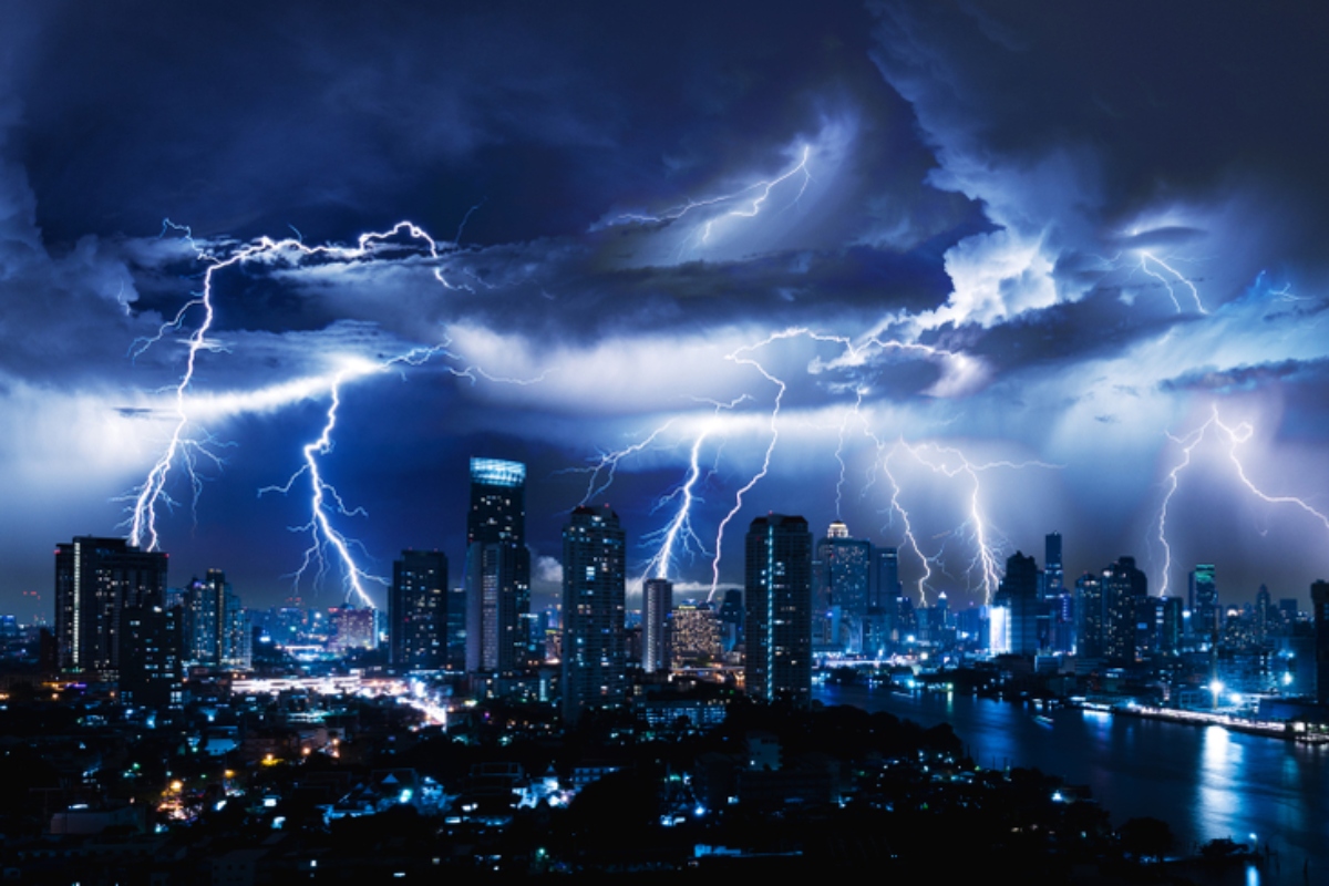 Tormentas eléctricas marcan a EEUU al fin del verano