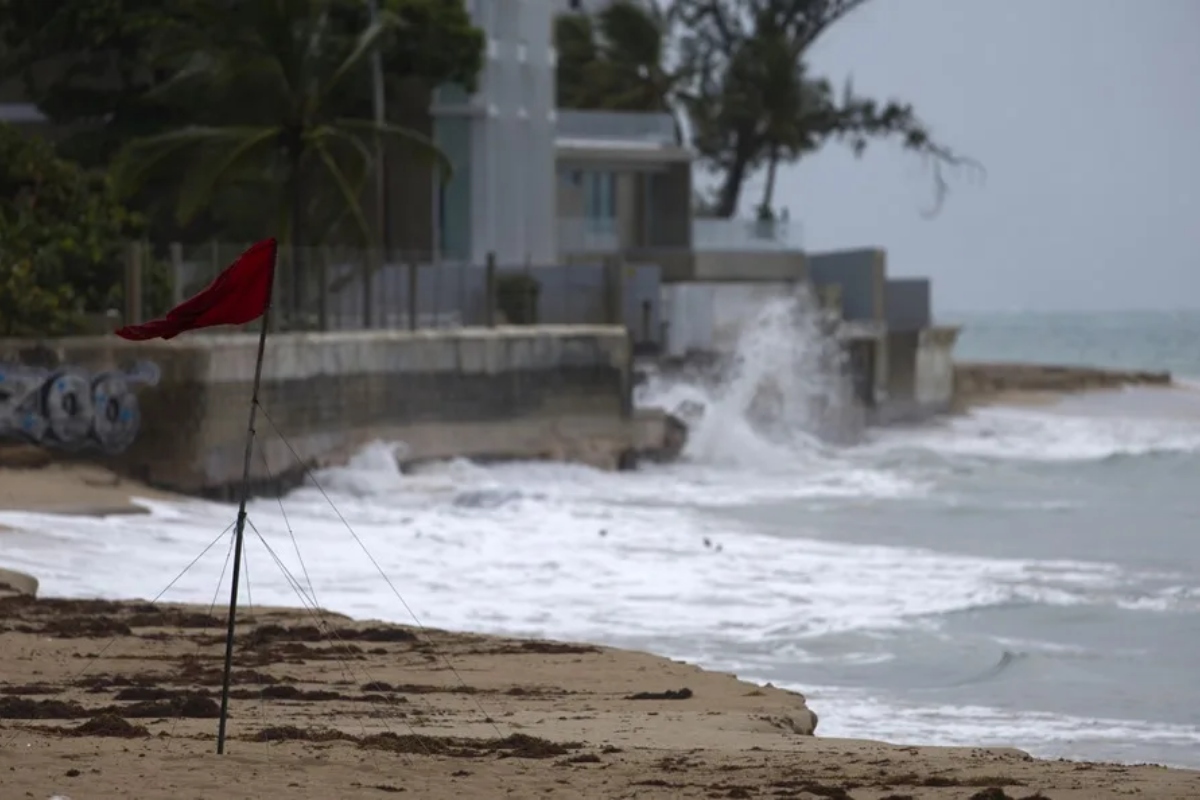 Invest 94L, tormenta Imelda, tormenta tropical MundoNOW
