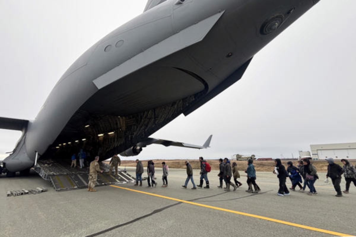 Tifón Halong, Tormentas, Alaska MundoNOW, Alaska Faces Massive Evacuation After Typhoon Halong