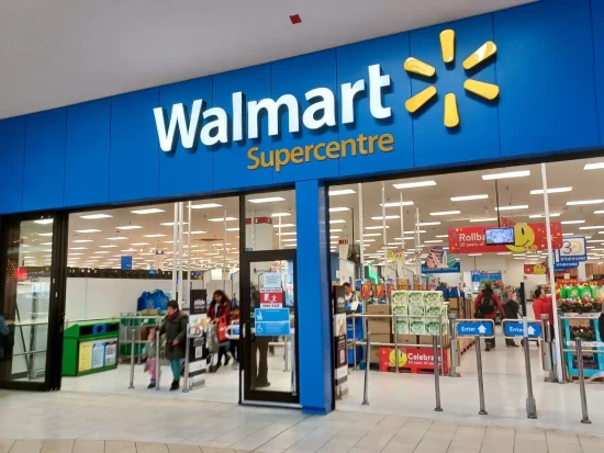 cierre de tiendas walmart, Walmart Store Closures Affect Workers and Customers in the U.S.