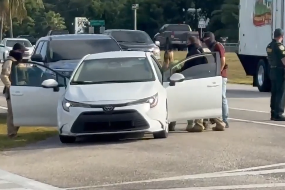 US citizen arrest video raises questions