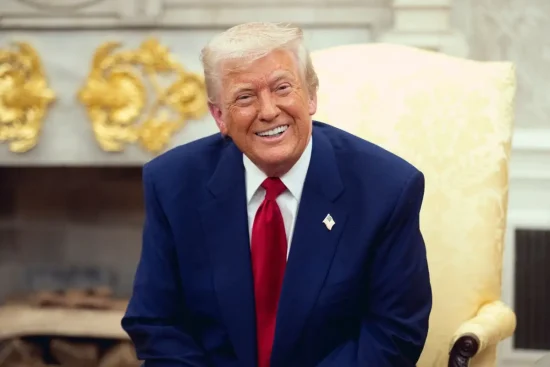 límite de intereses, Donald Trump, Trump Columbus statue White House
